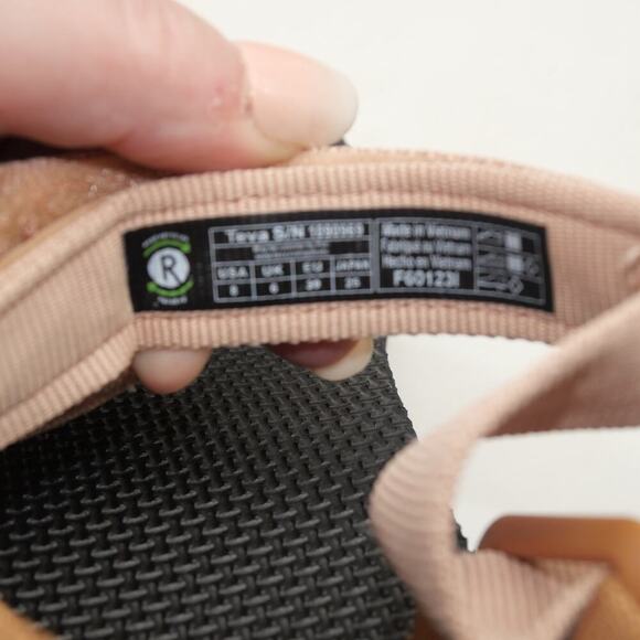 NEW TEVA Original Universal Green Pink  Brown Strappy Flat Sandal Women's 8 - Picture 4 of 10